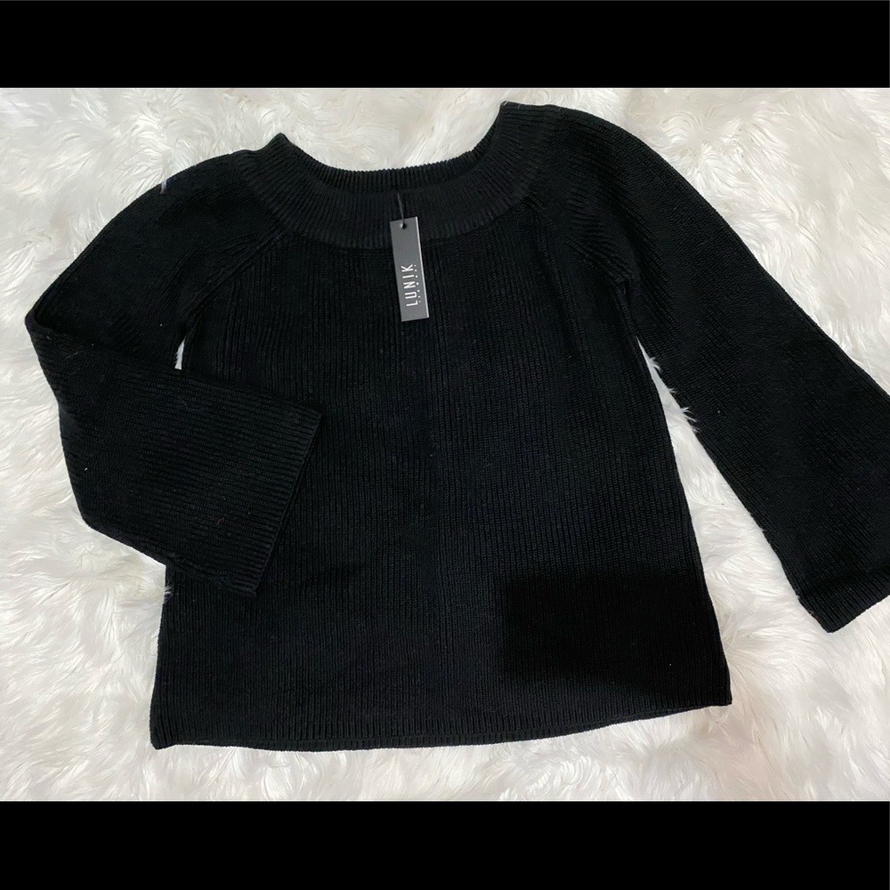 Oversized knit sweater
